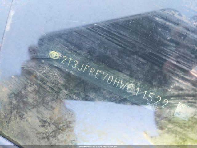 Toyota RAV4 Se Image 13