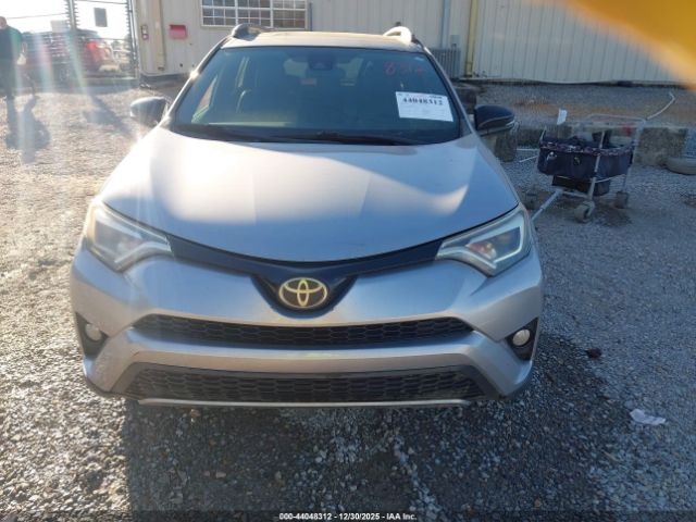 Toyota RAV4 Se Image 16