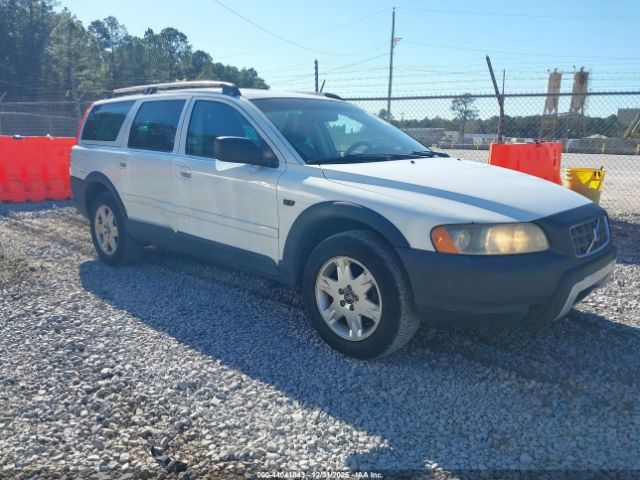 Volvo XC70 Image 1