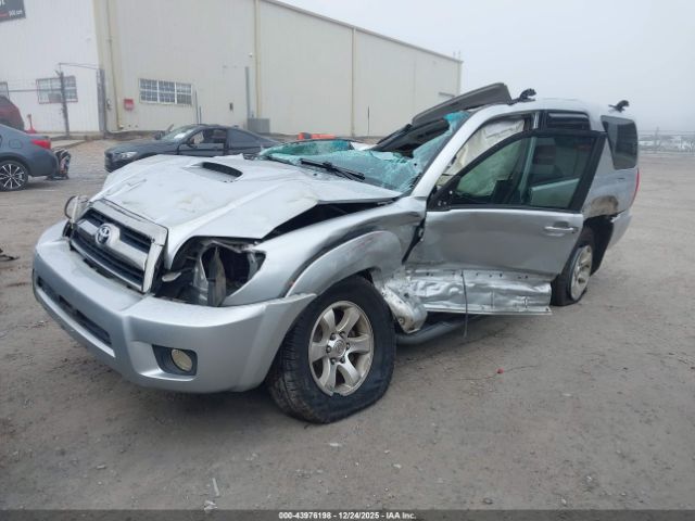 Toyota 4Runner Sr5 Sport V6 Image 4