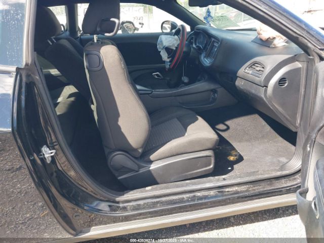 Dodge Challenger Sxt Image 6