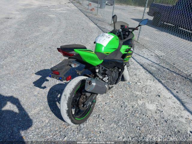 Kawasaki Ex400 Image 6