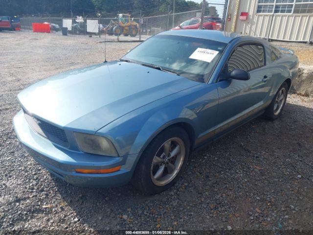 Ford Mustang V6 Image 6