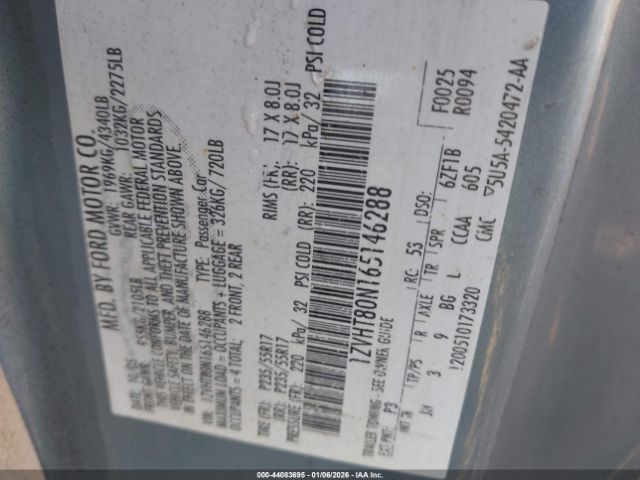 Ford Mustang V6 Image 9