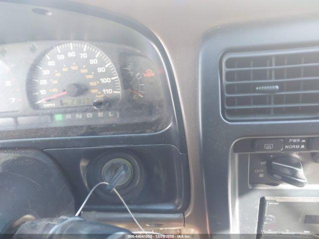 Toyota 4Runner Sr5 V6 Image 11